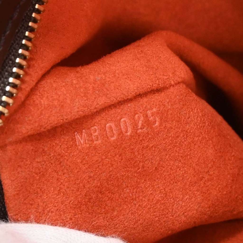 Louis Vuitton Uzes Handbag Brown Canvas Good condition - Model View