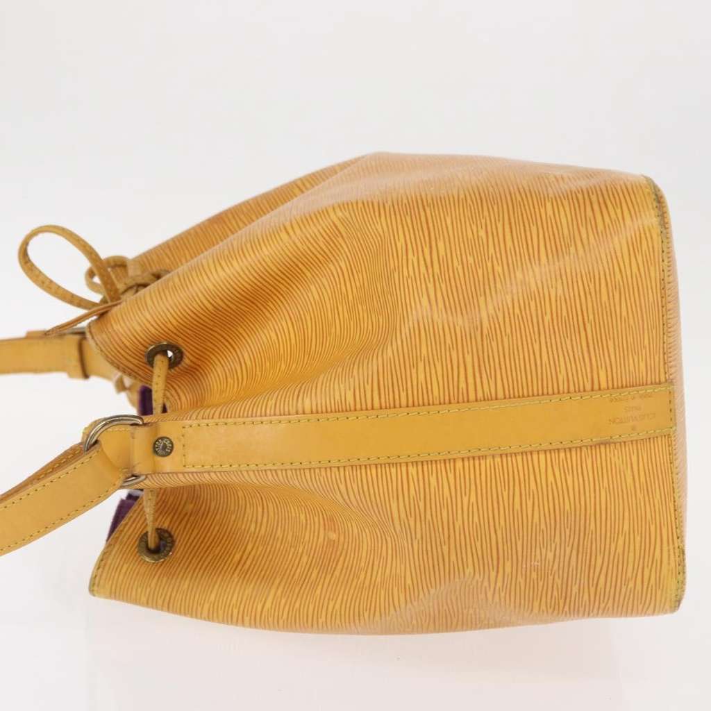 Louis Vuitton Petit Noe Handbag Yellow Leather Good condition - Model View