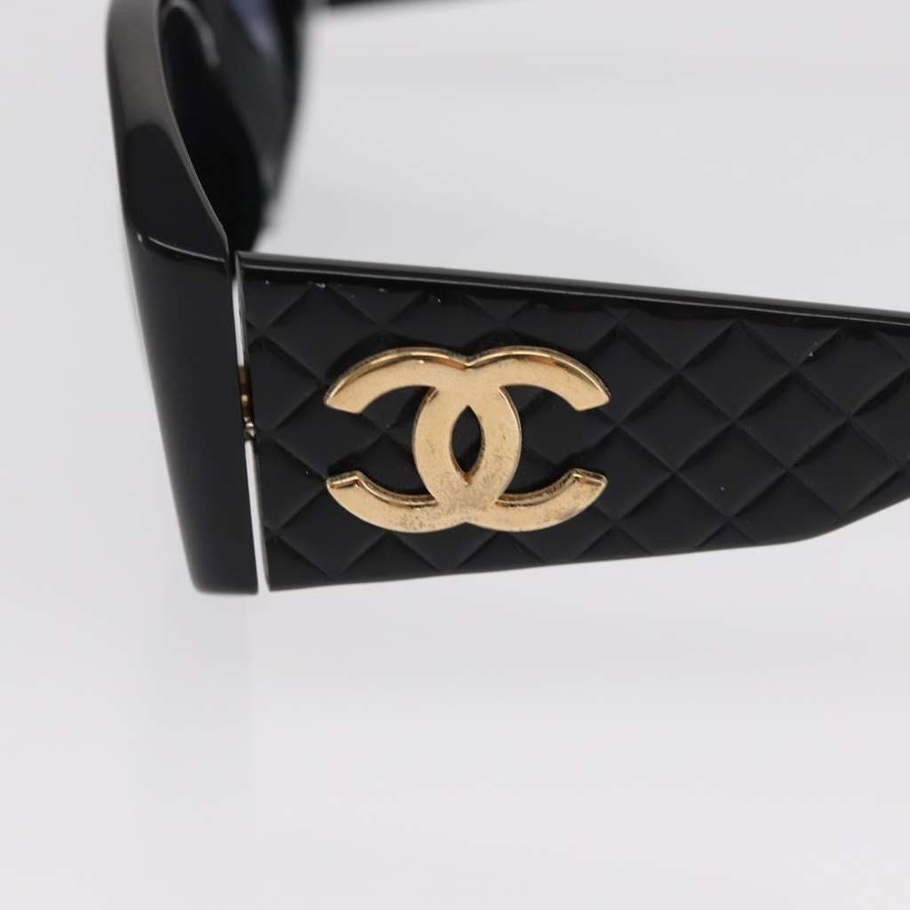 Chanel Logo CC Sunglasses Black Plastic Good condition - Box View
