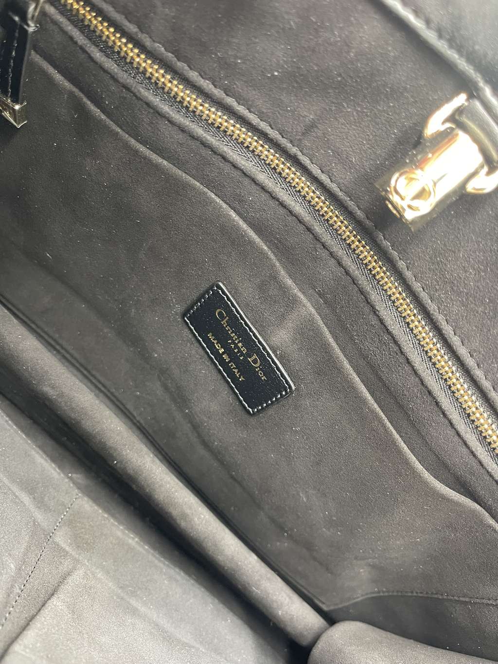 Christian Dior Essential Tote Black Leather Never worn - Box View