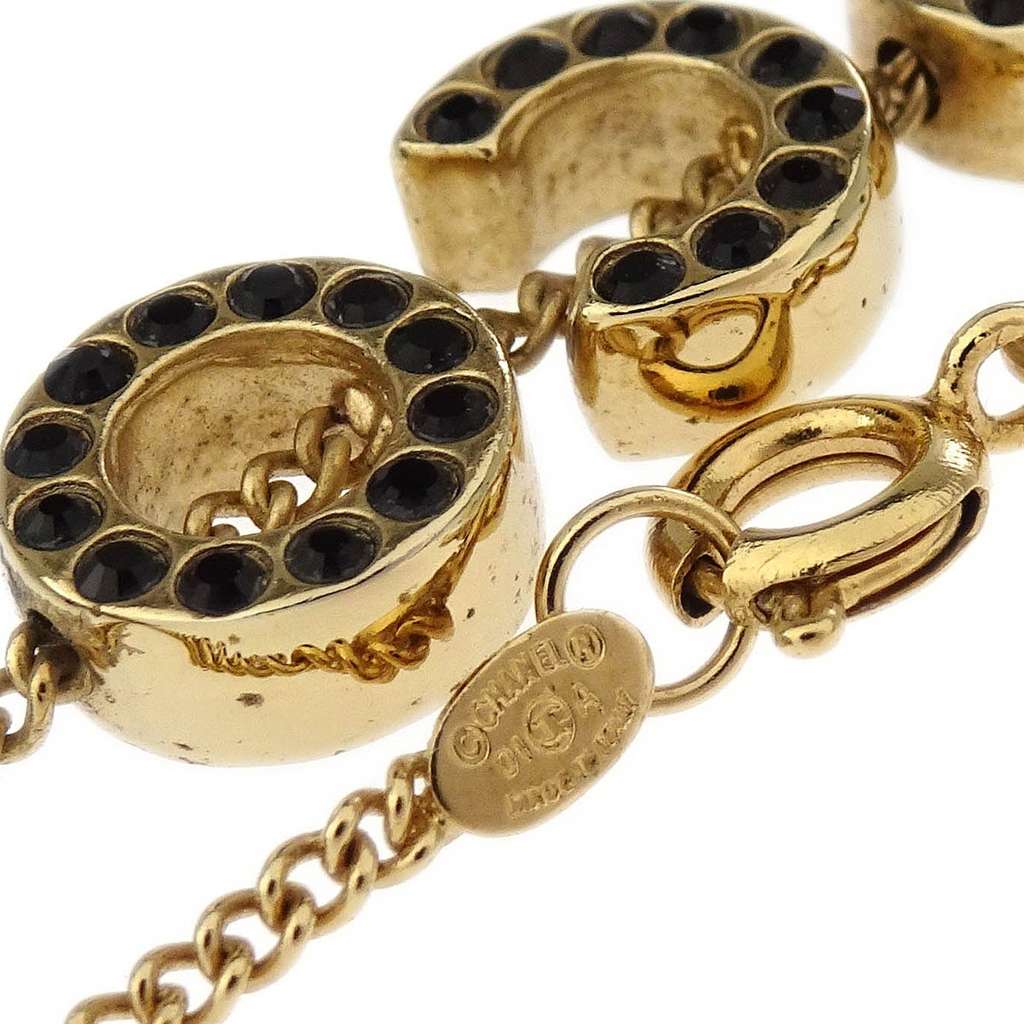 Chanel CC Charm Bracelet Gold Good condition - Model View