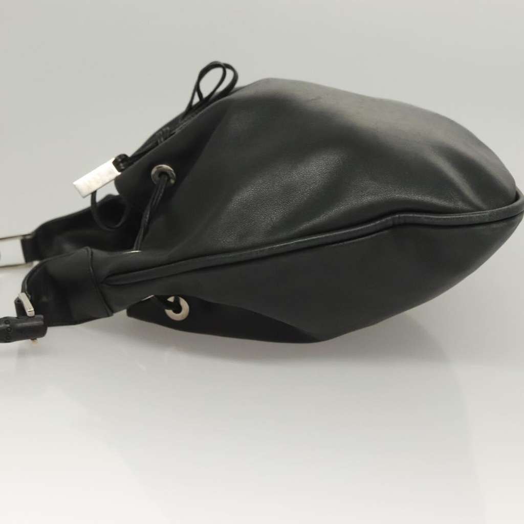 Gucci Vintage Bamboo Shoulder Bag Black Leather Good condition - Model View