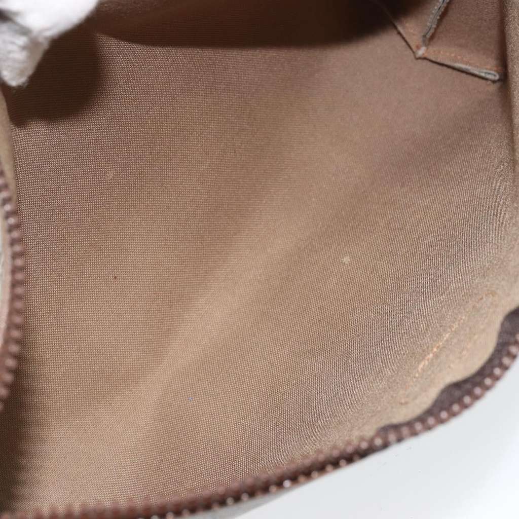 Gucci GG Supreme Clutch bag Beige Canvas Good condition - Box View