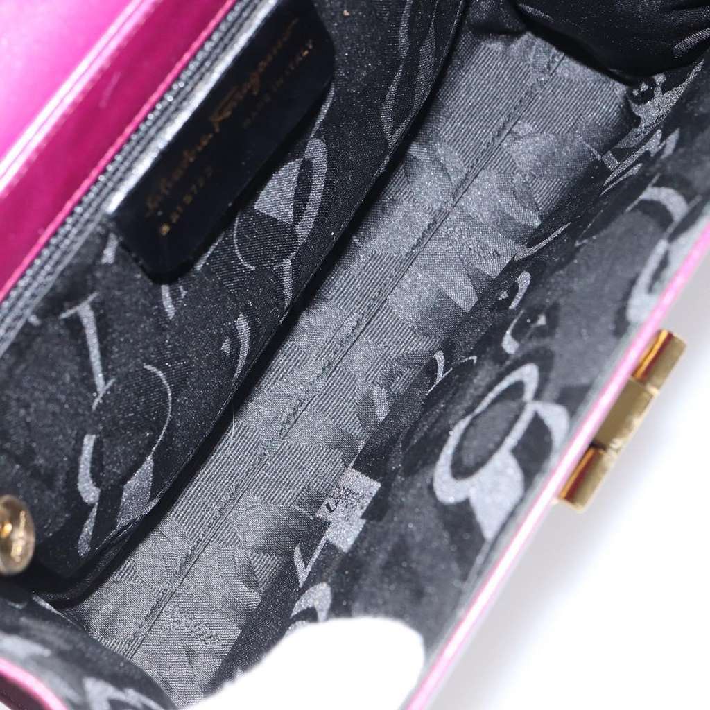 Salvatore Ferragamo Gancini Shoulder Bag Purple Leather Good condition - Box View