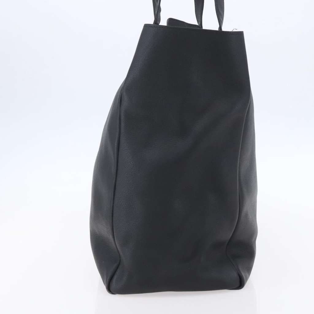 Balenciaga Everyday Carry Tote Black Leather Good condition - Model View