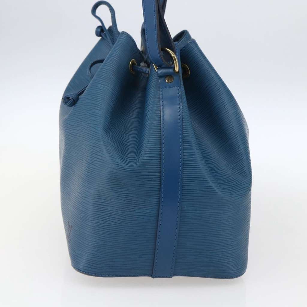 Louis Vuitton Petit Noe Handbag Blue Leather Good condition - Model View