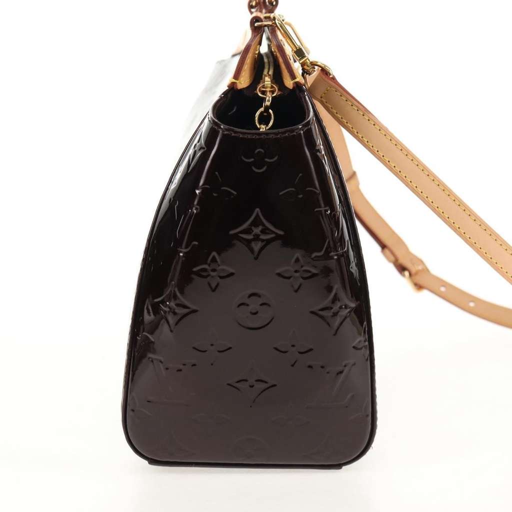 Louis Vuitton Brea Handbag Burgundy Good condition - Model View