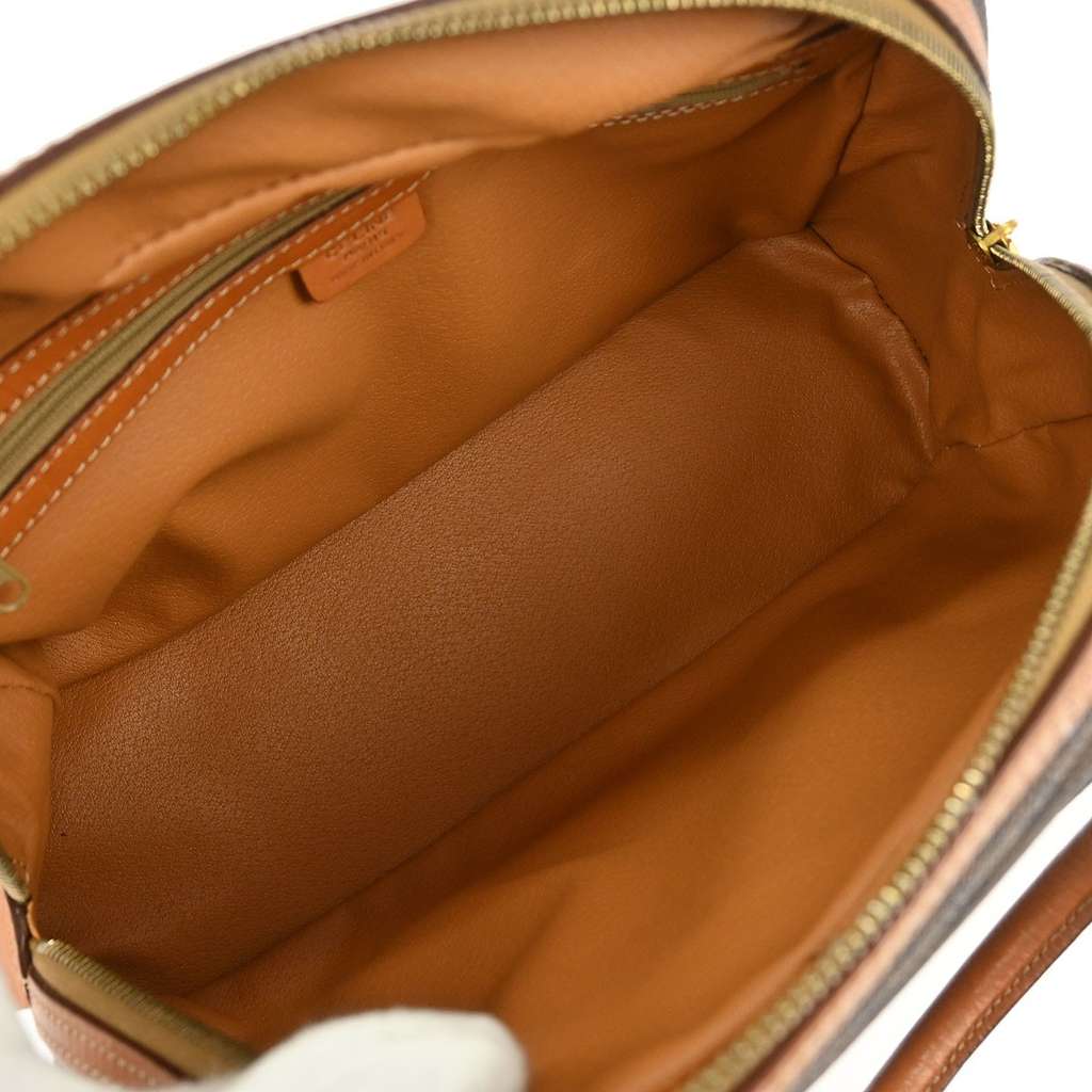 Celine Vintage Macadam Handbag Brown Canvas Good condition - Model View