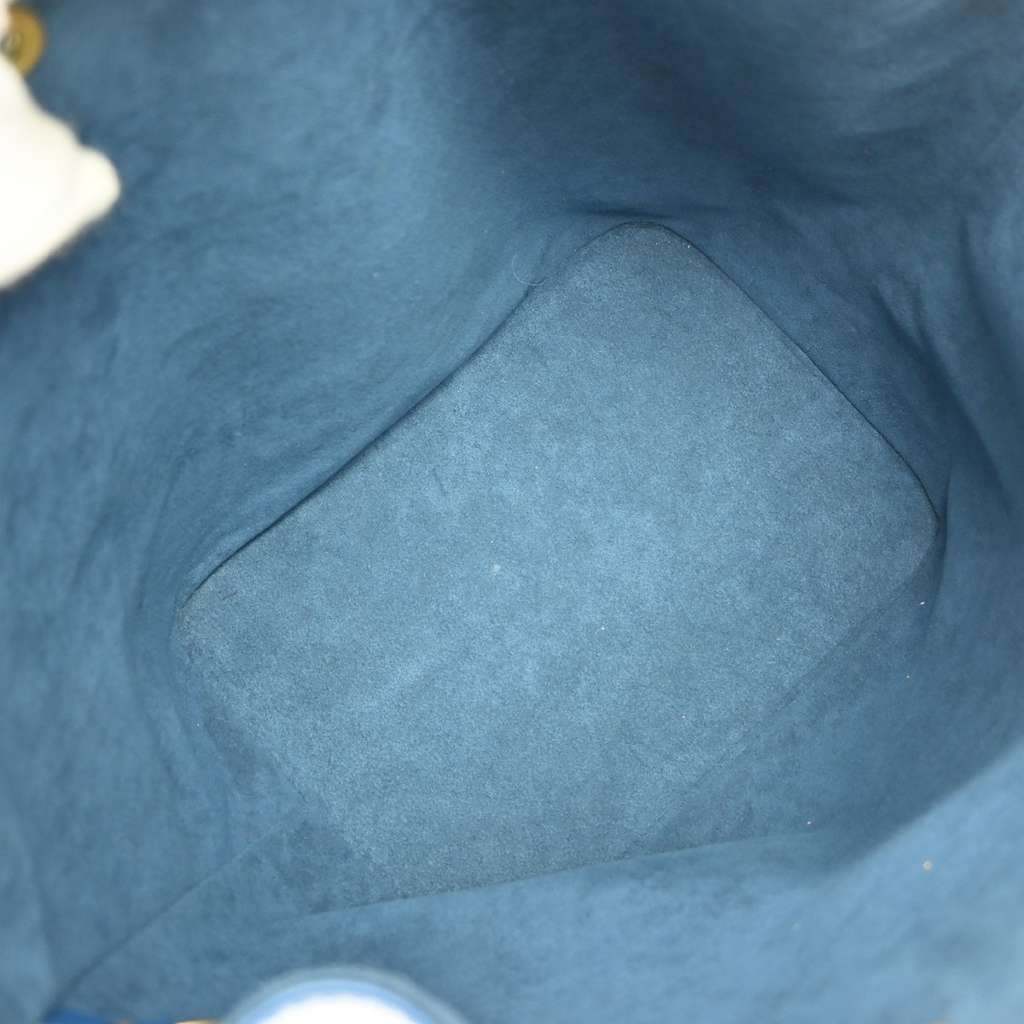 Louis Vuitton Petit Noe Handbag Blue Leather Good condition - Inside View