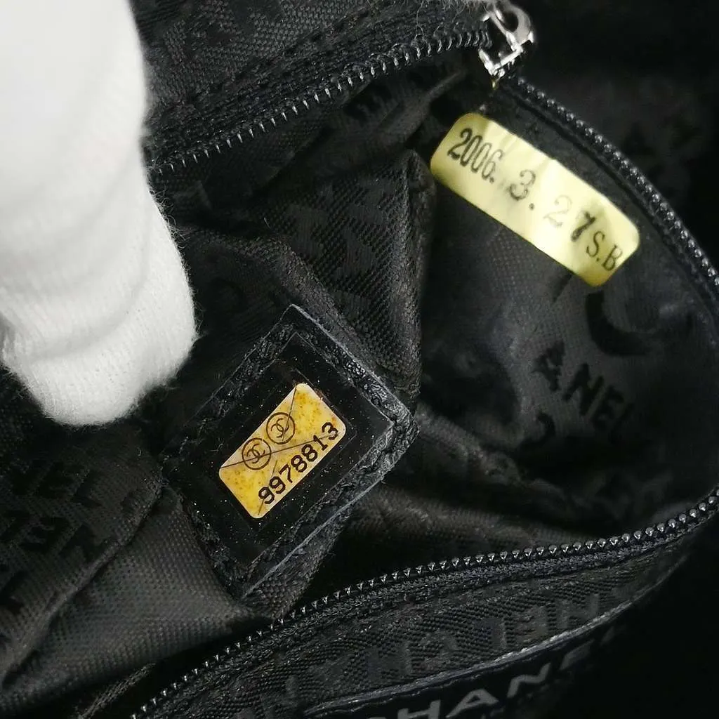 Chanel Square Stitch Bowler Bag Black Leather Good - Box View