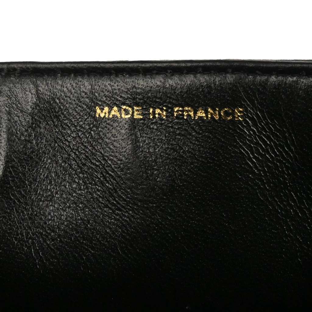 Chanel Vintage Envelope Flap Bag Black Leather Good condition - Model View
