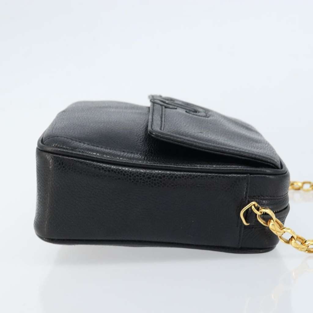 Chanel Vintage Front Pocket CC Camera Bag Black Leather Good condition - Inside View