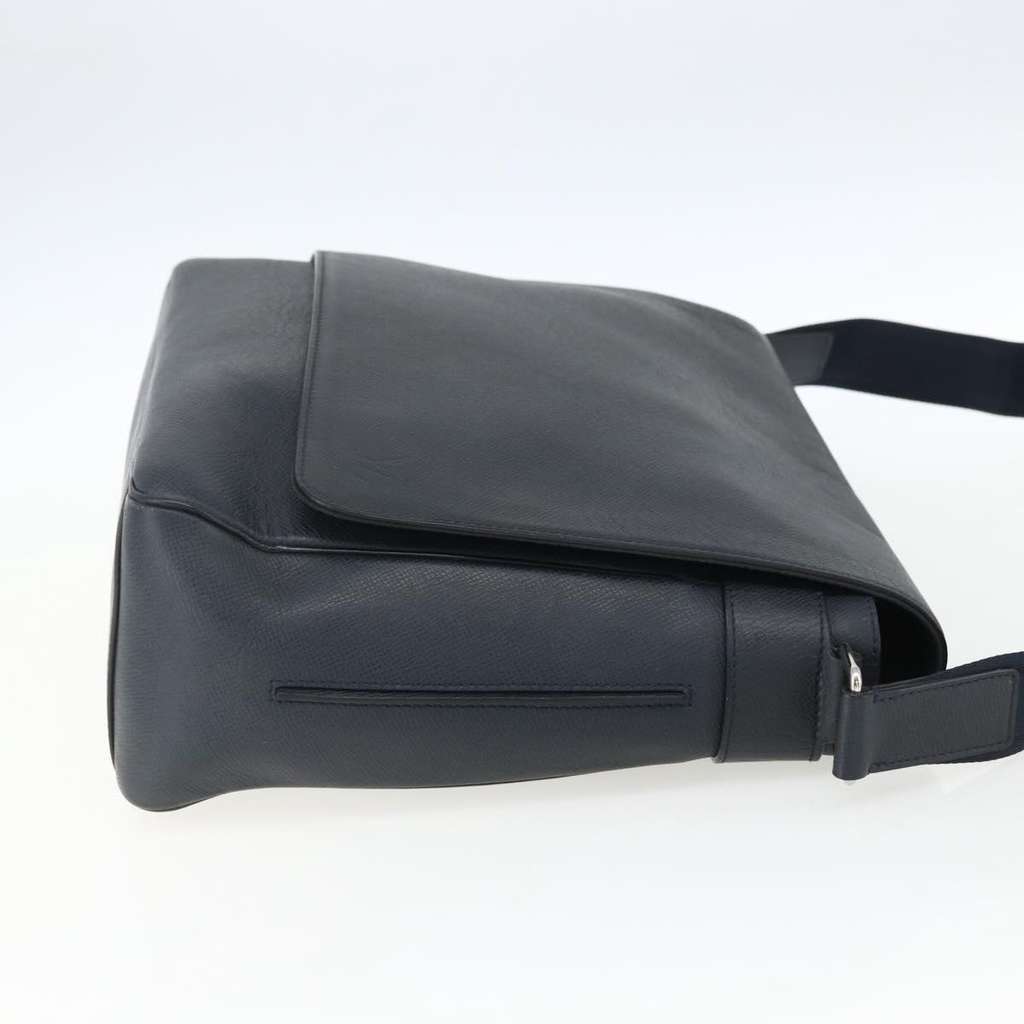 Louis Vuitton Roman Handbag Navy Leather Good condition - Model View