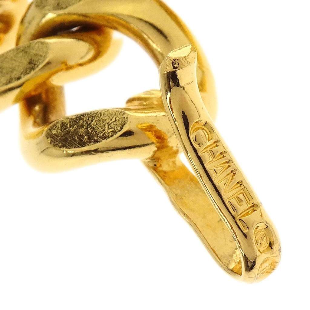 Chanel CC Medallion Chain Belt Gold Good condition - Model View