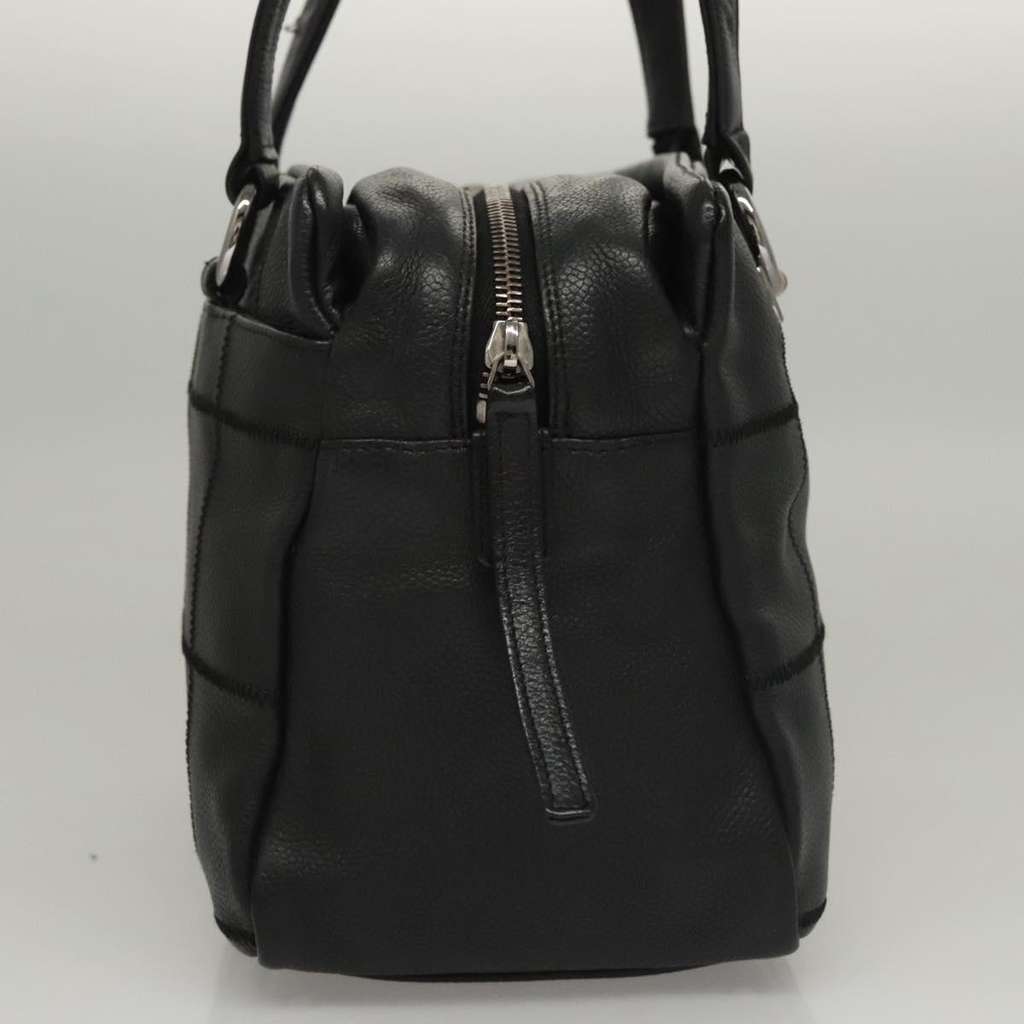 Chanel Square Stitch Shoulder Bag Black Leather Good condition - Model View