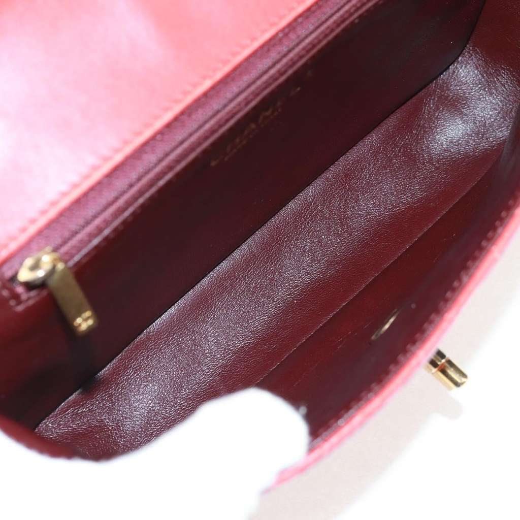 Chanel Two Tone Flap Bag Red Leather Good condition - Box View