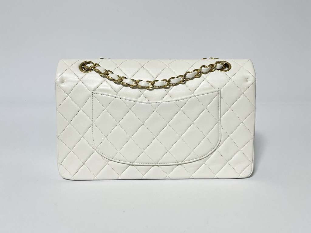Chanel Timeless - Classic Double Flap Bag White Leather Good condition - Back View