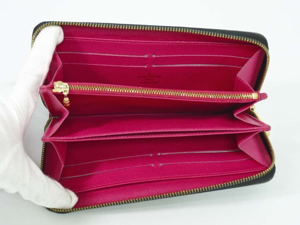 Louis Vuitton Zippy Wallet NM Other Canvas Good condition - Inside View