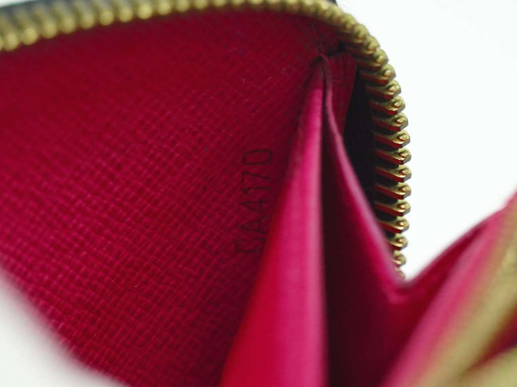 Louis Vuitton Zippy Wallet NM Other Canvas Good condition - Box View