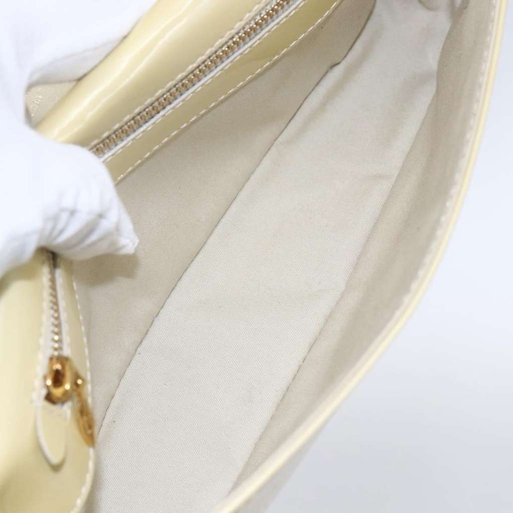 Louis Vuitton Sobe Clutch Beige Good condition - Box View