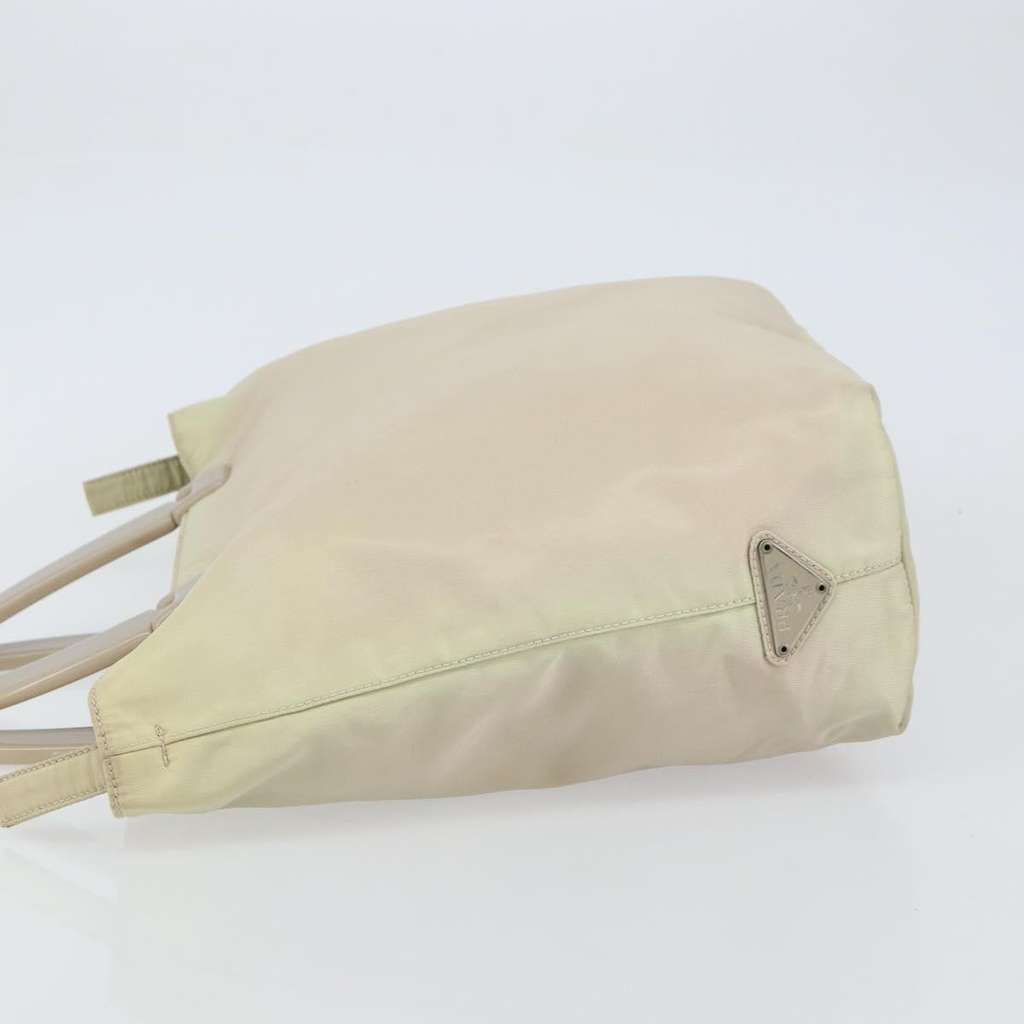 Prada Resin Handle Tote Beige Good condition - Model View