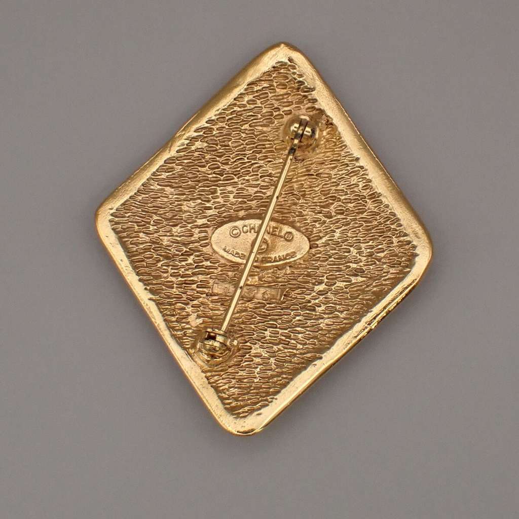 Chanel Vintage CC Diamond Brooch Gold Good condition - Back View