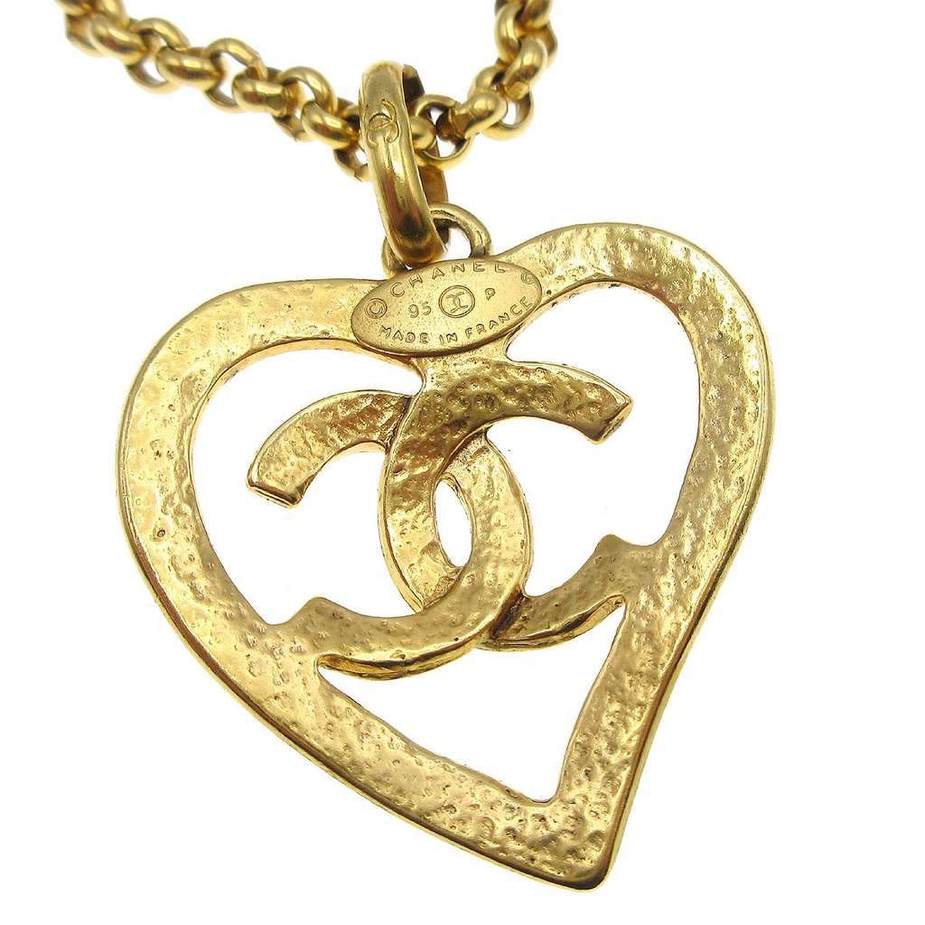 Chanel CC Heart Pendant Necklace Gold Good condition - Back View