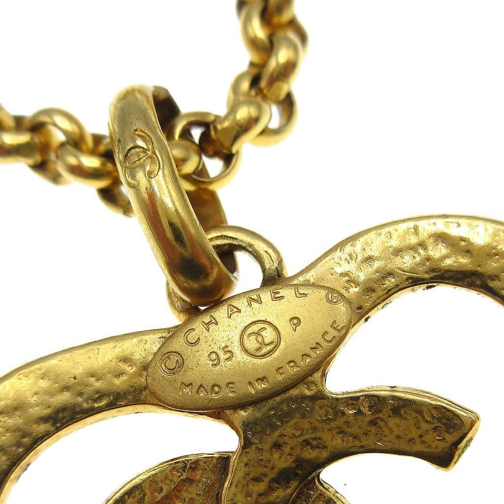 Chanel CC Heart Pendant Necklace Gold Good condition - Inside View