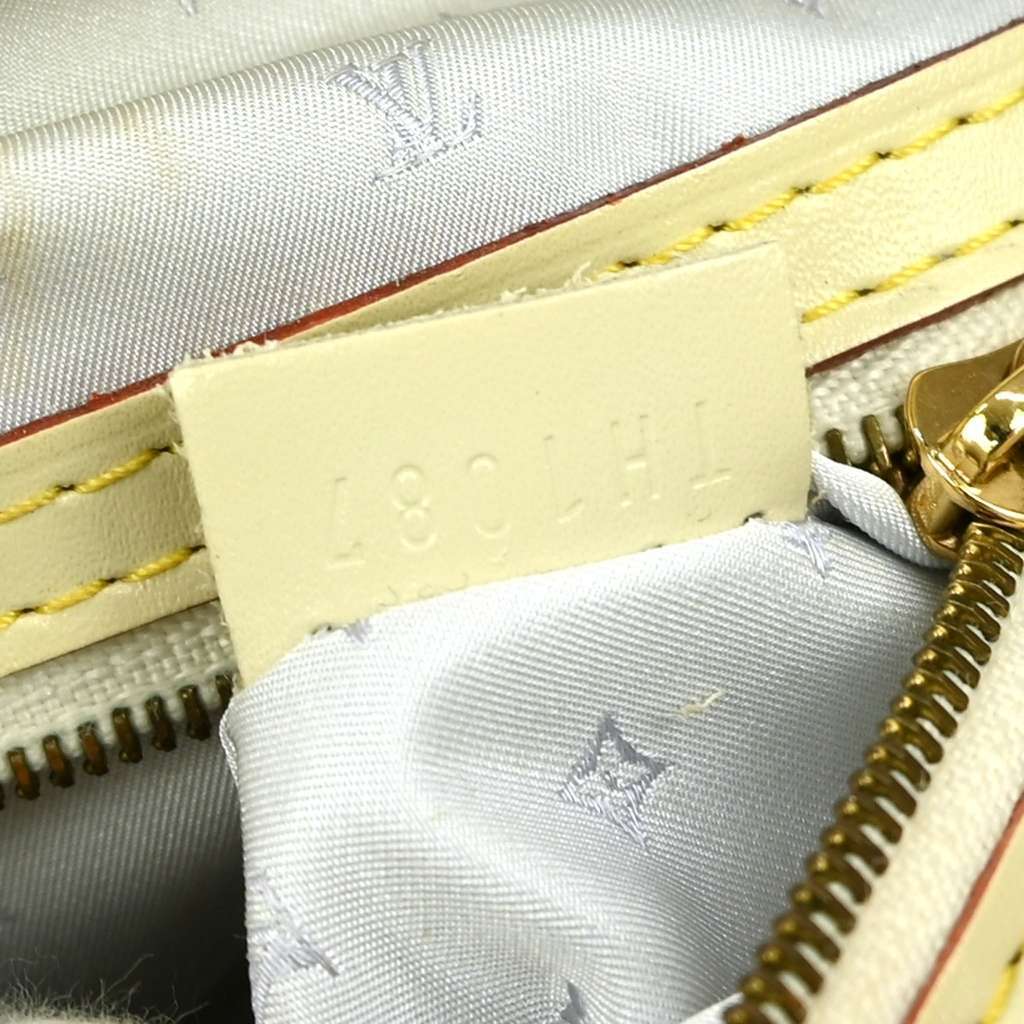 Louis Vuitton Suhali Lockit Handbag Beige Leather Fair condition - Box View