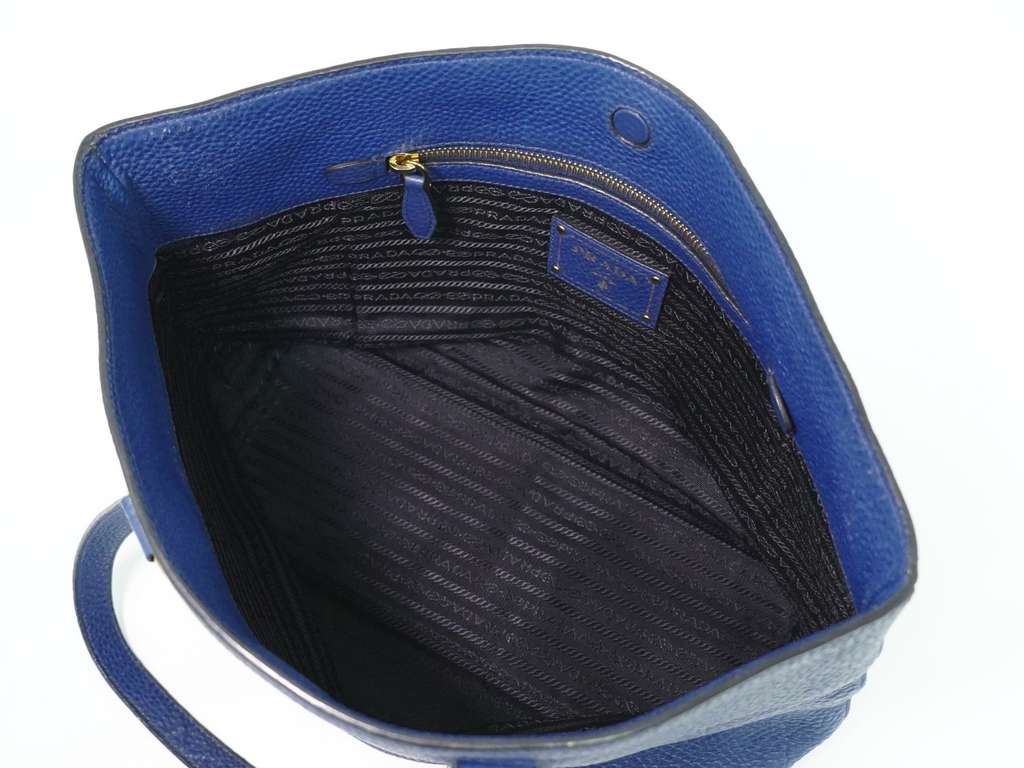 Prada Embossed Logo Open Tote Blue Leather Fair condition - Model View