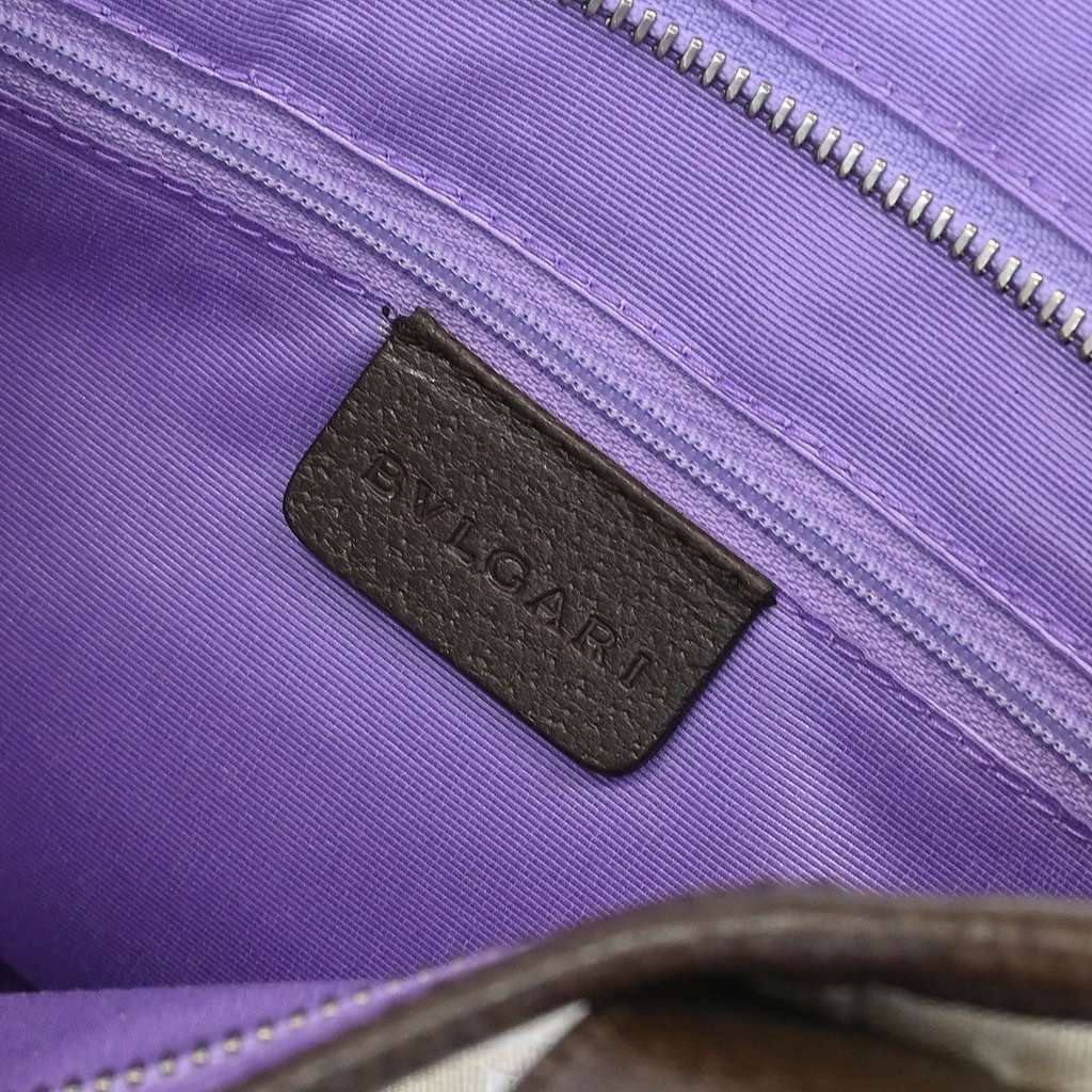 Bvlgari Logomania Tote bag Beige Canvas Good condition - Model View