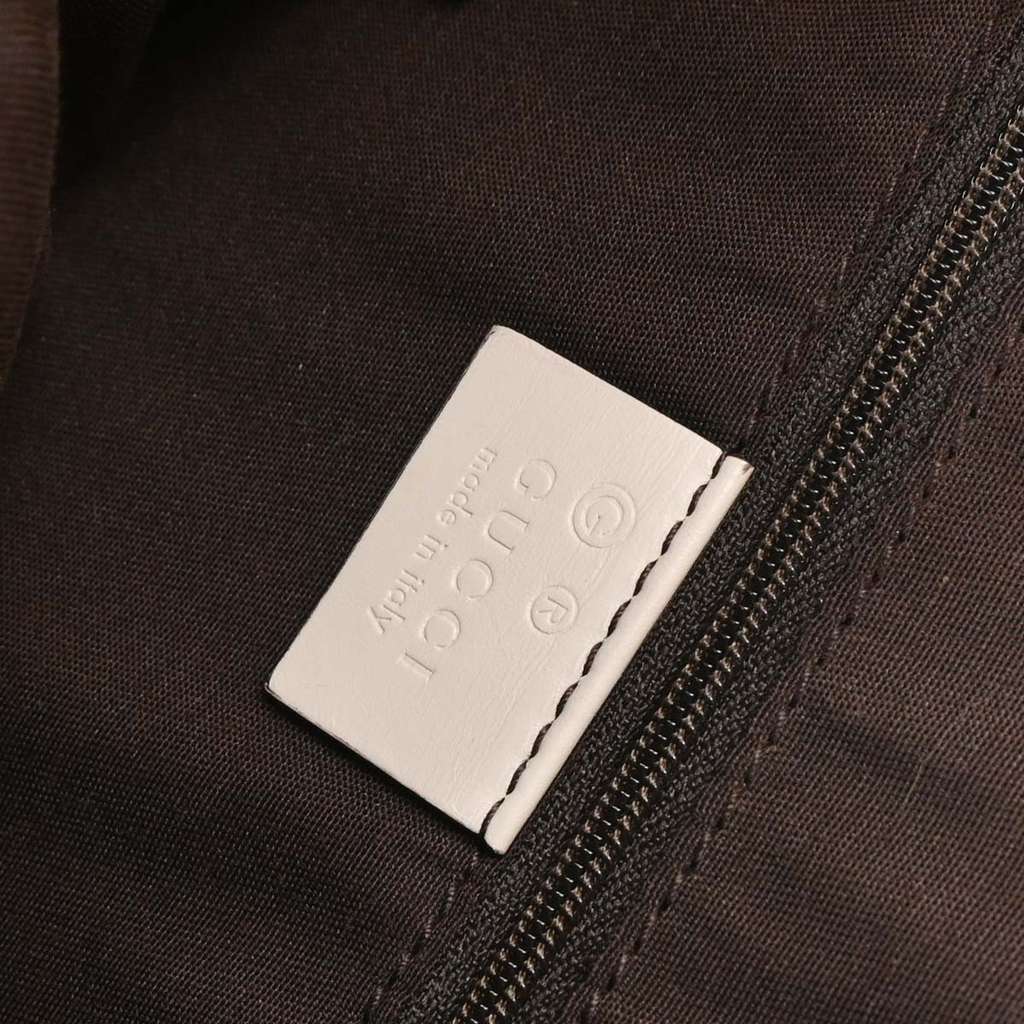 Gucci Princy Zip Tote White Leather Good condition - Model View