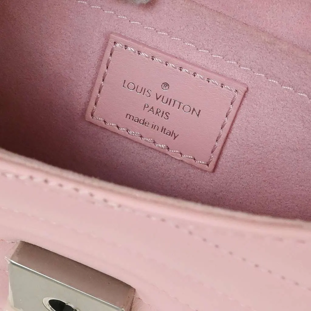 Louis Vuitton New Wave Chain Bag Pink Leather Good - Model View