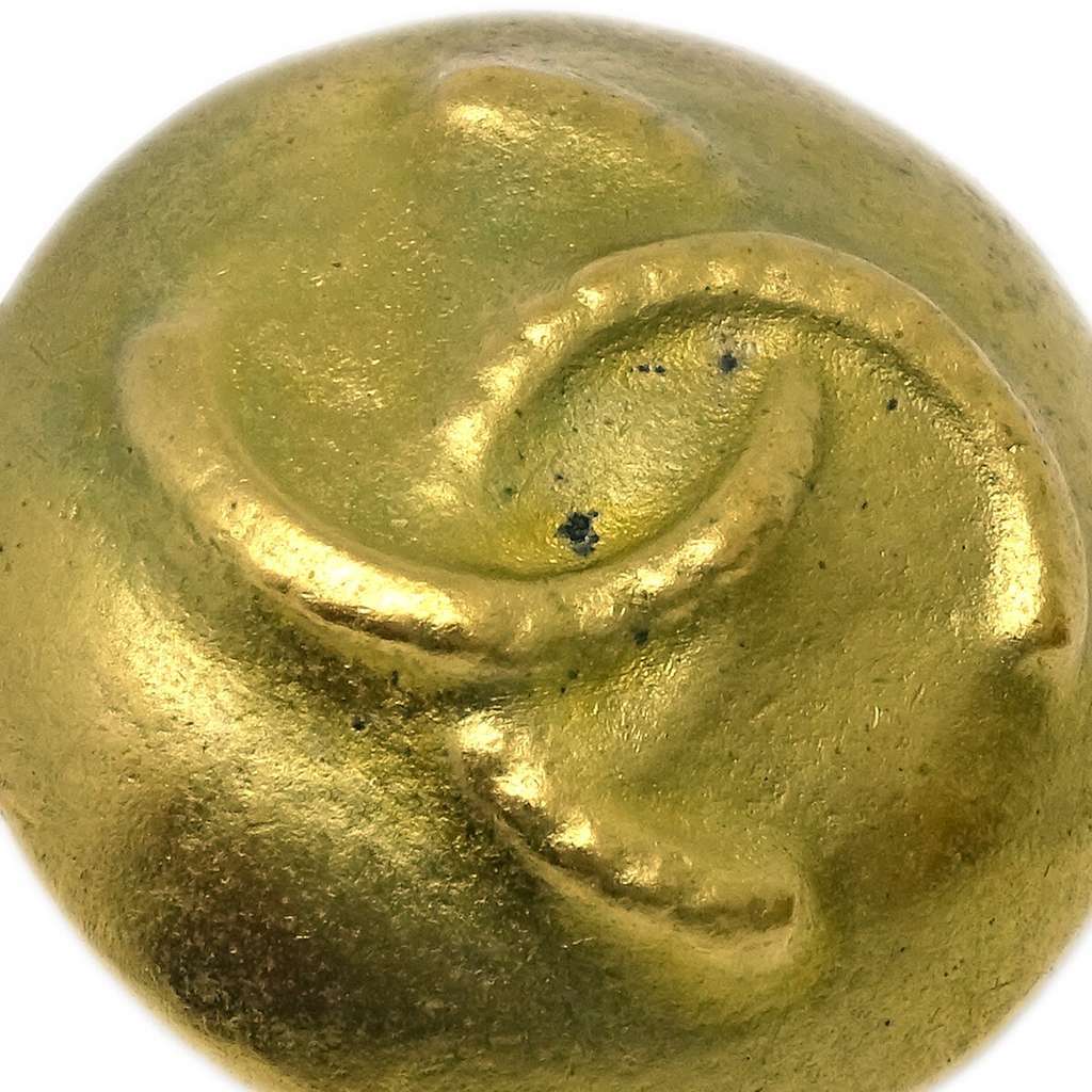 Chanel Vintage CC Round Clip-On Earrings Gold Good condition - Back View