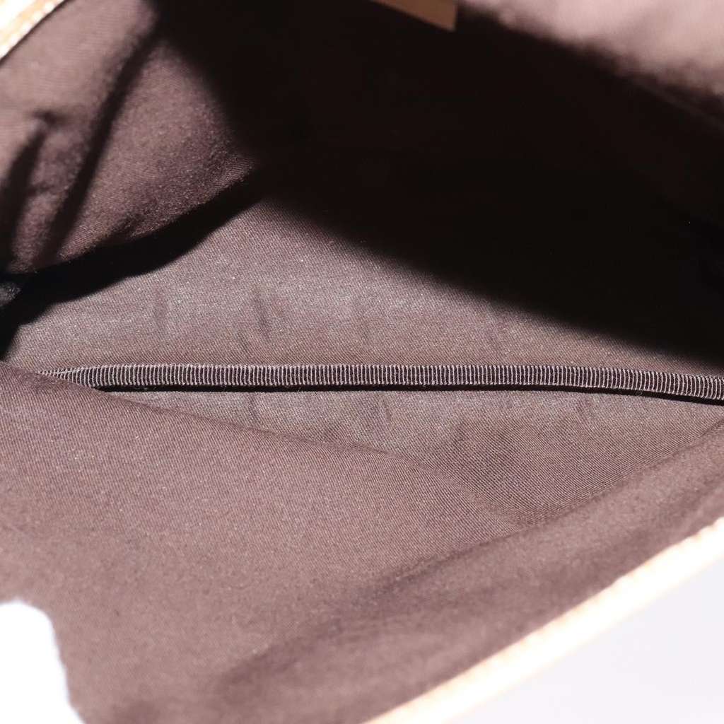 Gucci Flap Messenger White Good condition - Box View