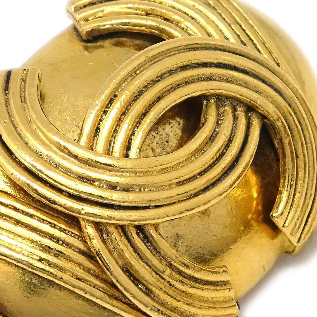 Chanel Vintage CC Button ovales Clip-On Earrings Gold Good - Back View