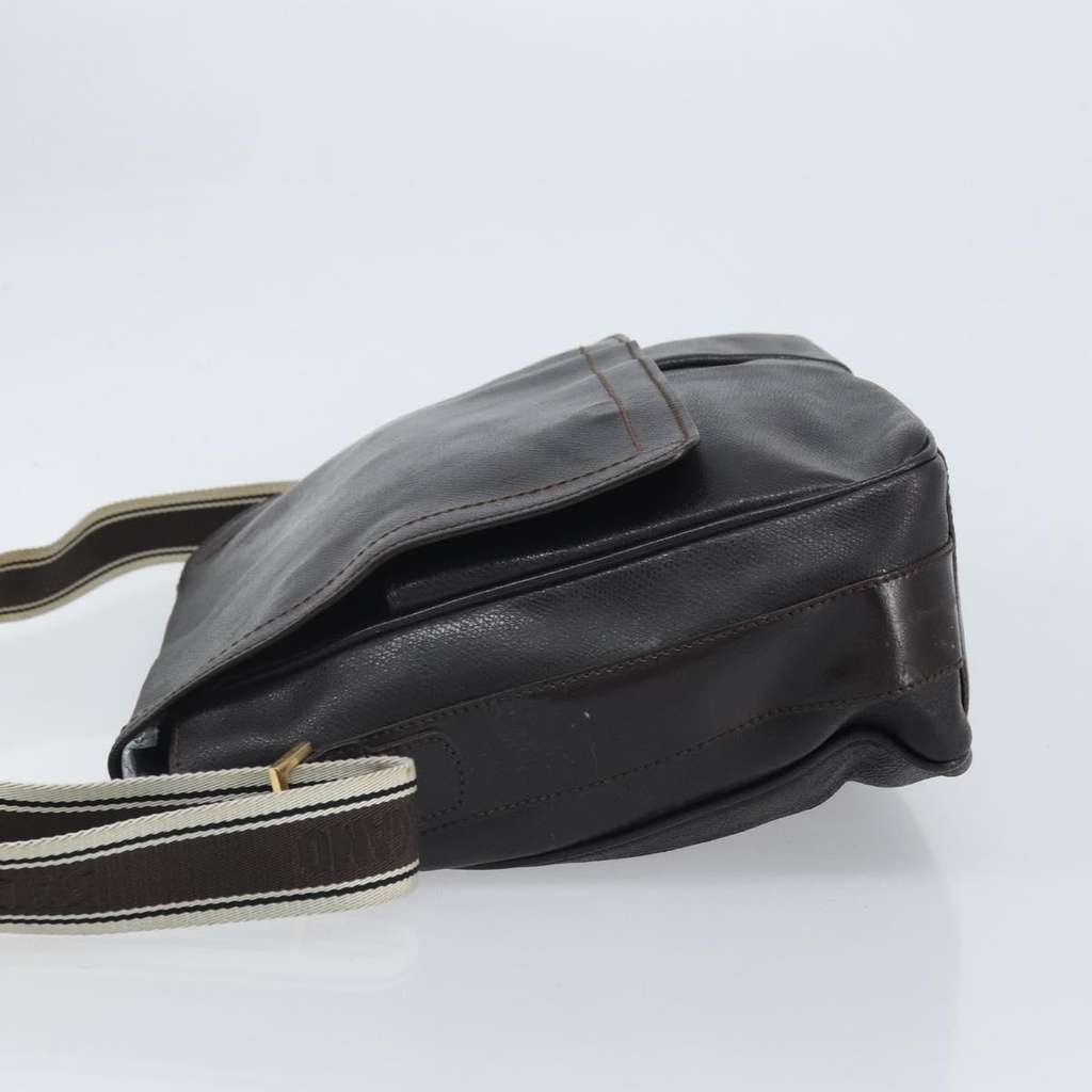 Salvatore Ferragamo Vintage Shoulder Bag Brown Leather Good condition - Model View