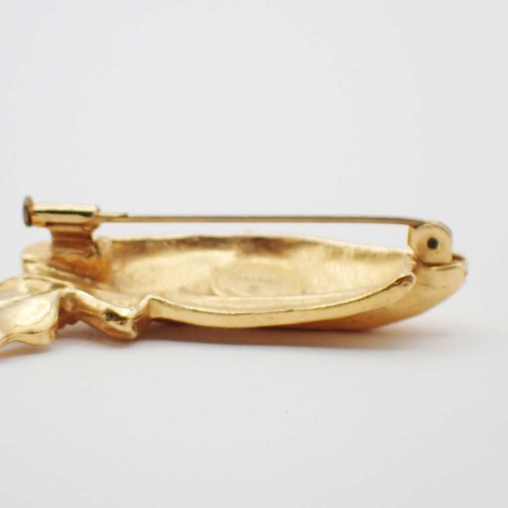 Chanel Beret Hat Brooch Gold Good condition - Inside View