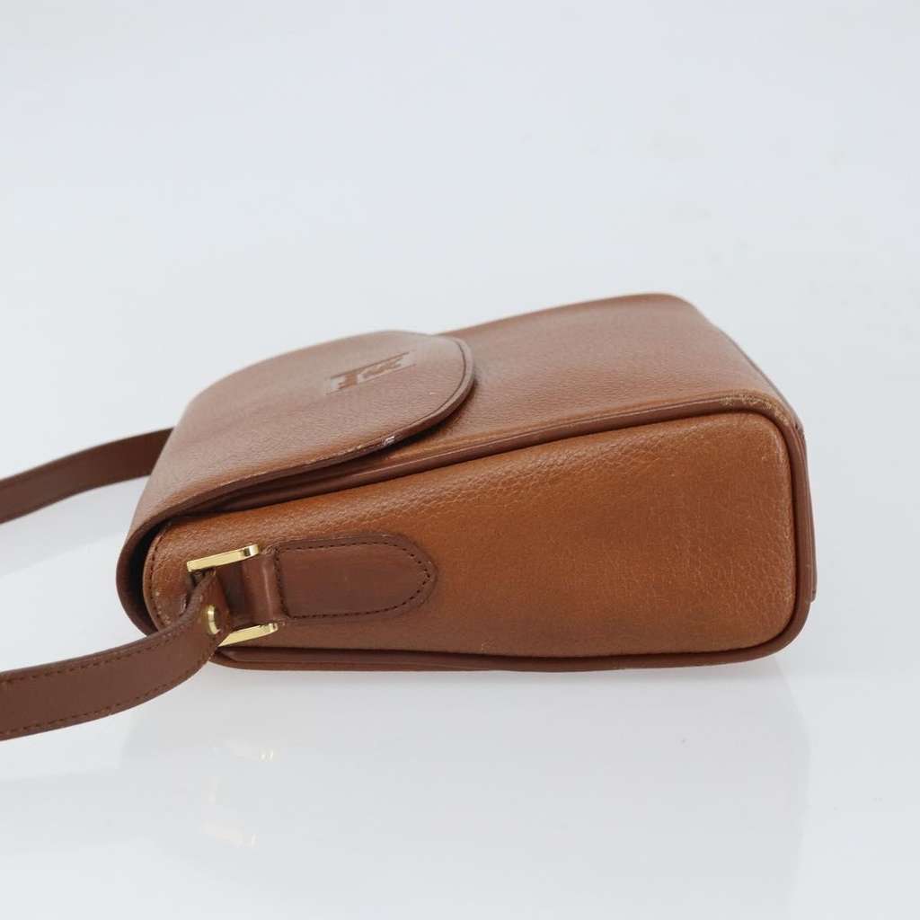 Burberry Vintage Shoulder Bag Brown Leather Good condition - Model View