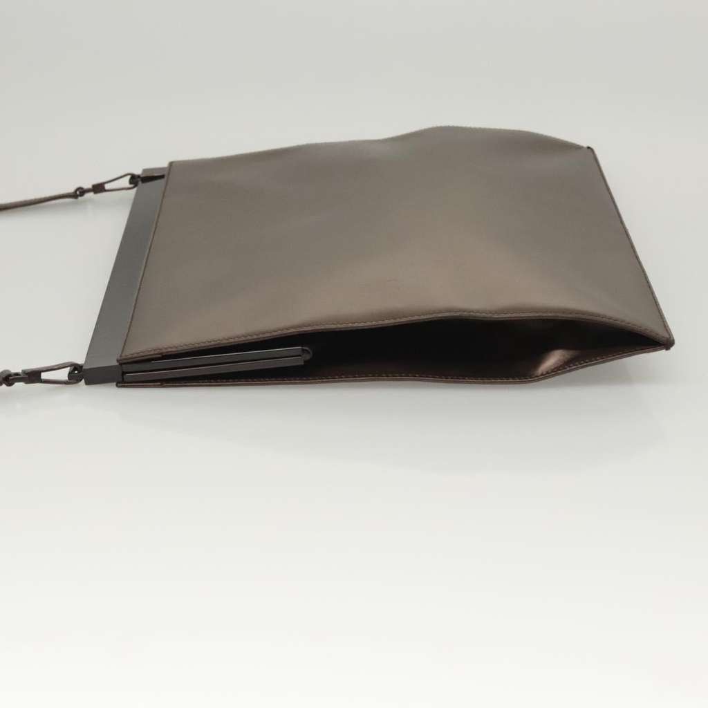 Gucci Vintage Shoulder Bag Brown Leather Good condition - Model View