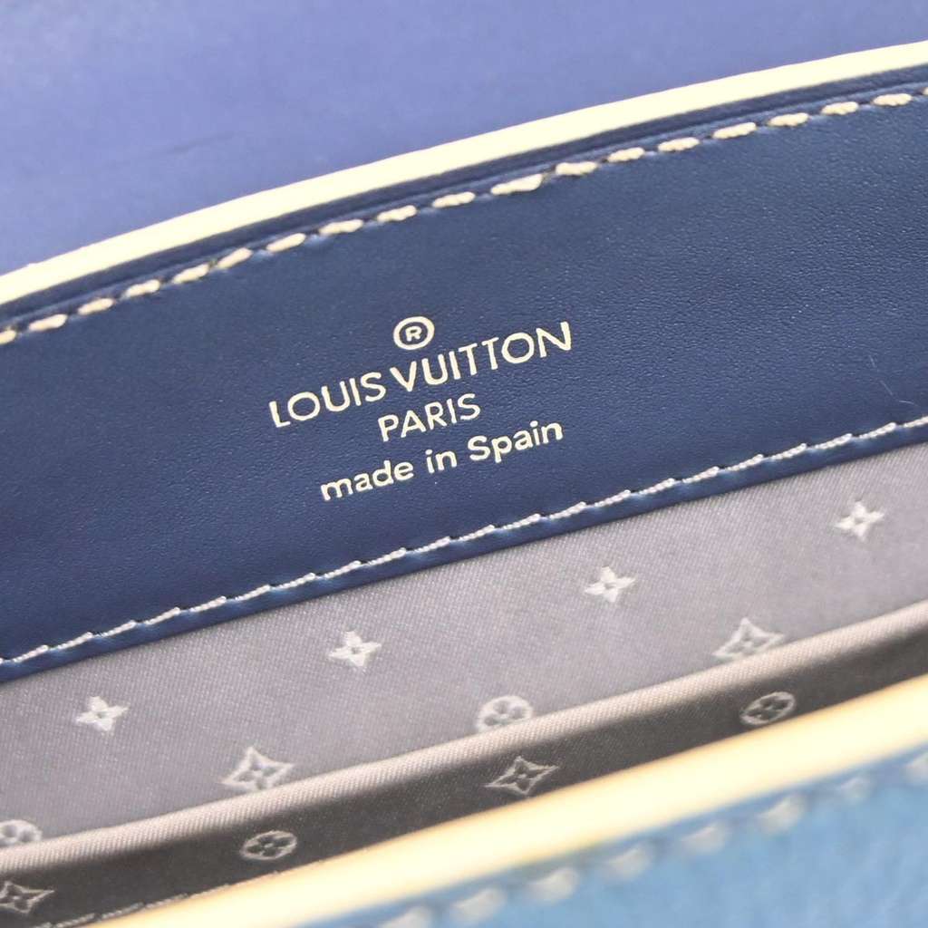 Louis Vuitton Suhali Le Talentueux Handbag Blue Leather Good condition - Model View