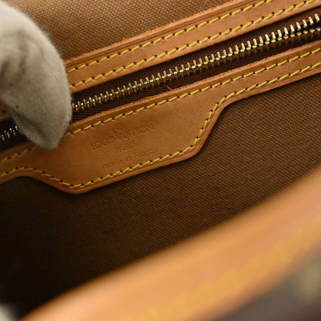 Louis Vuitton Sac Gibeciere Messenger Bag Brown Canvas Good condition - Model View