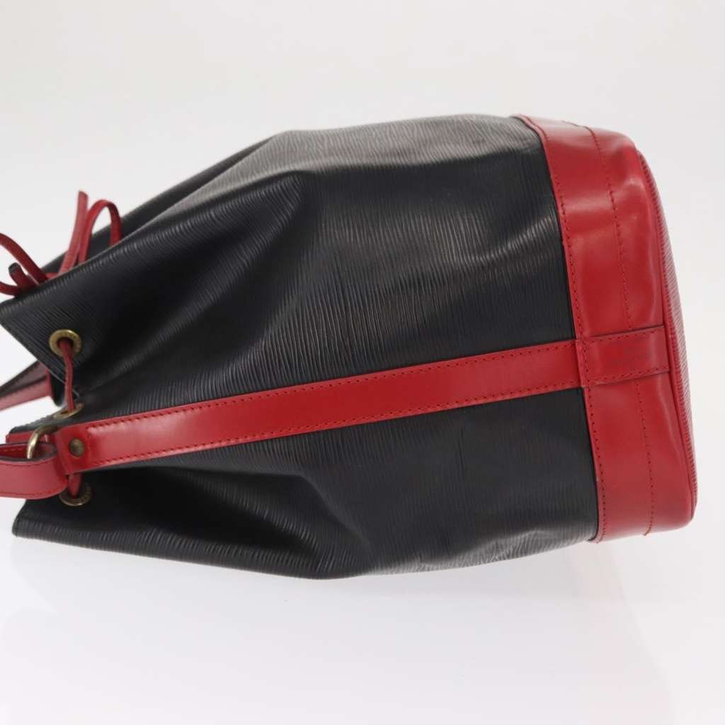 Louis Vuitton Bicolor Noe Handbag Black Leather Good condition - Model View