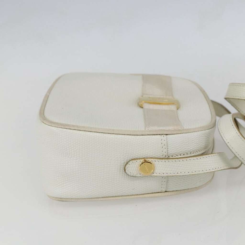 Salvatore Ferragamo Vala Shoulder Bag White Leather Good condition - Model View