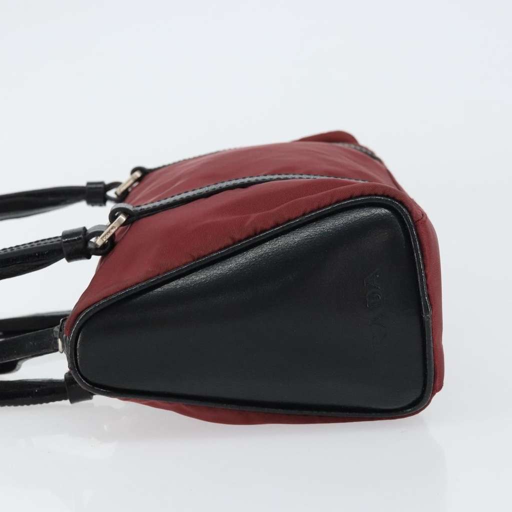 Prada Vintage Zip Handbag Burgundy Fair condition - Model View