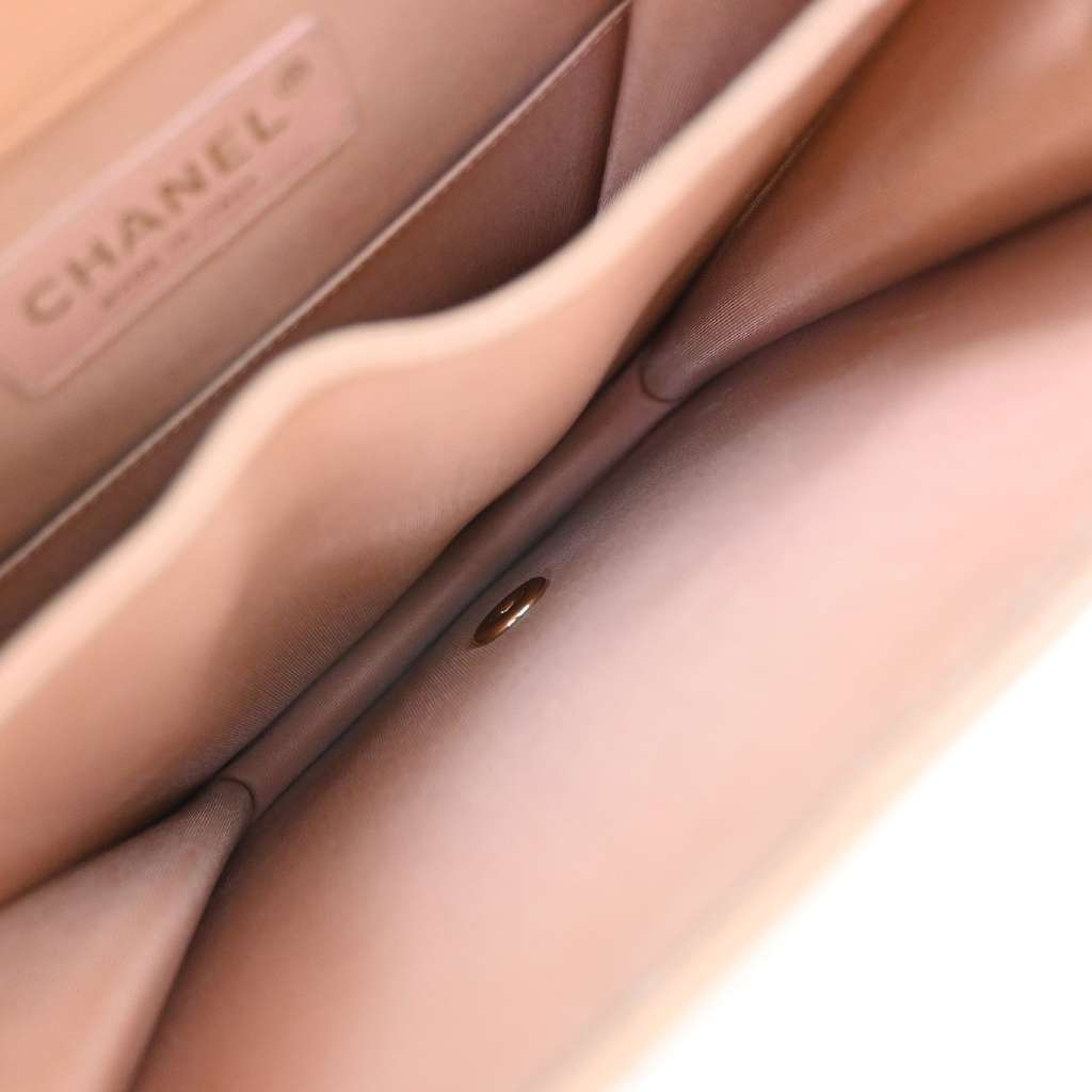 Chanel North South Boy Flap Bag Pink Leather Good condition - Box View