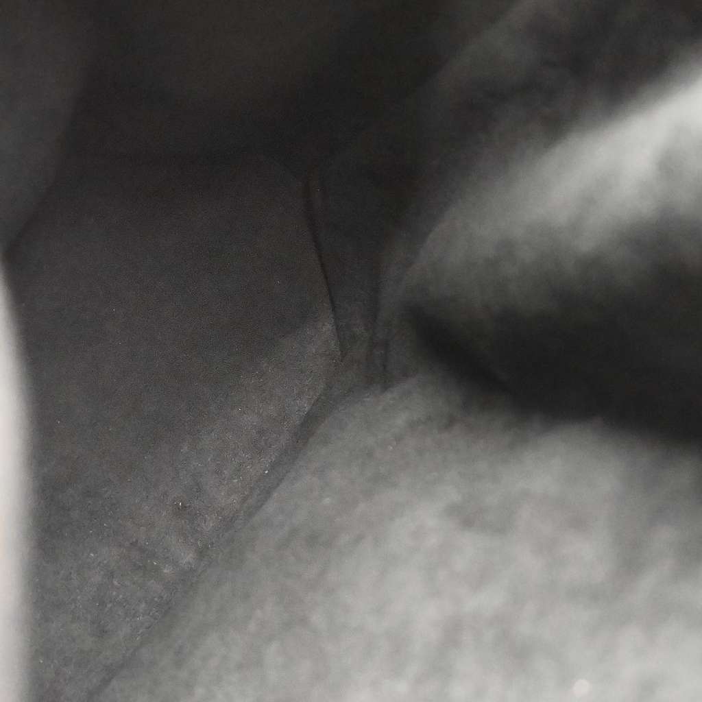 Louis Vuitton Vintage Sac d'Epaule Handbag Black Leather Good condition - Inside View