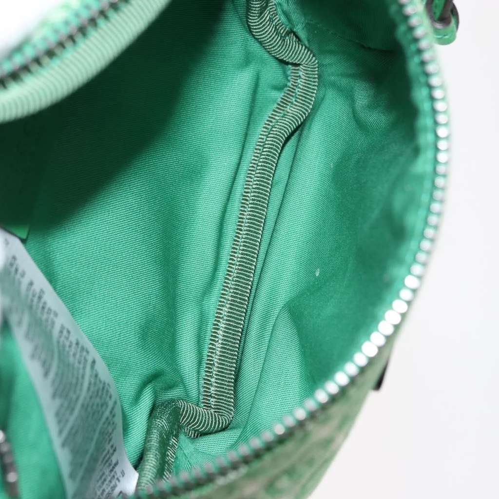 Gucci Waist Pouch Belt Bag Green Canvas Very good condition - Box View