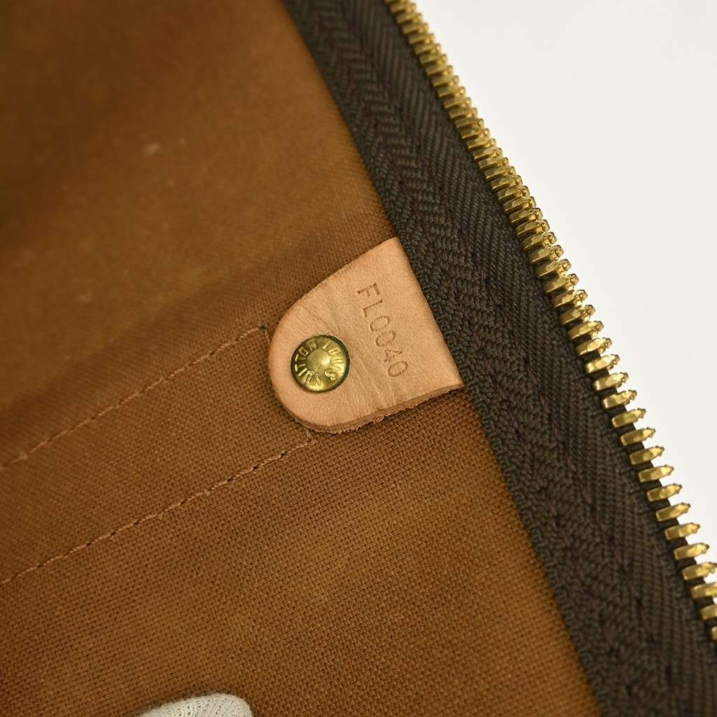 Louis Vuitton Keepall Bag Brown Canvas Good condition - Model View