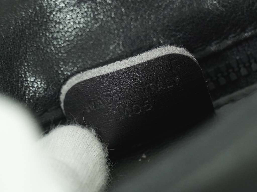 Celine Vintage Shoulder Bag Black Leather Good condition - Box View